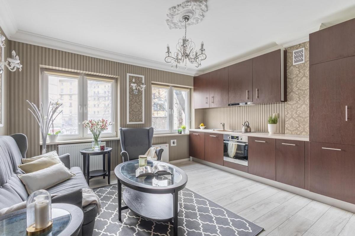 Luxury Place In Townhouse Apartament *